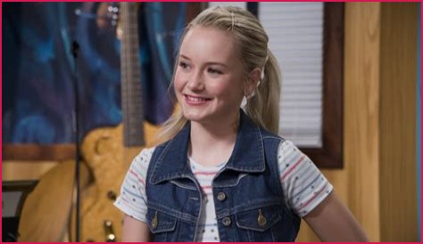 Molly Noblitt 2024: A Rising Star In The Spotlight